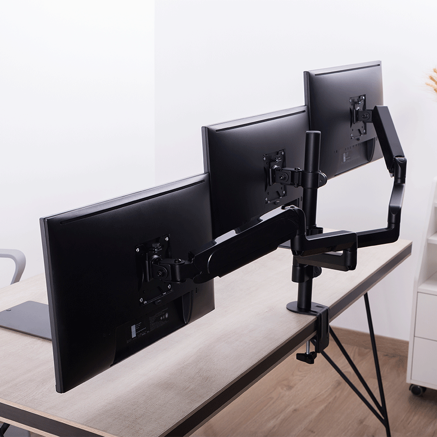 NOSAČ ZA TRI MONITORA GEMBIRD MA-DA3-01, montaža na stol, (full-motion), do 27”, up to 7 kg
