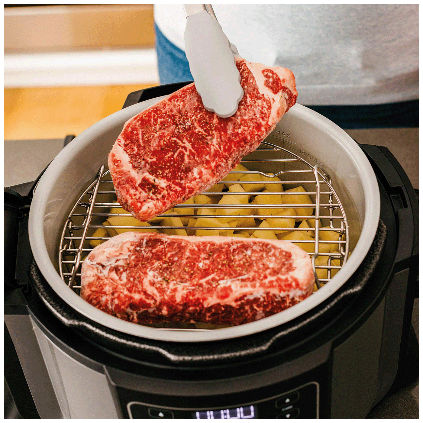 6926651db78c0f2efc26debd